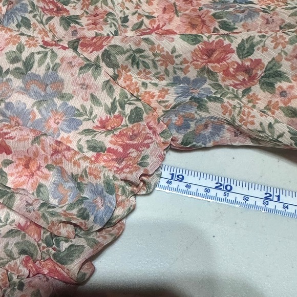 American Eagle Floral Ruched Blouse Womens XL Pink Chiffon Coquette Feminine - Picture 12 of 12